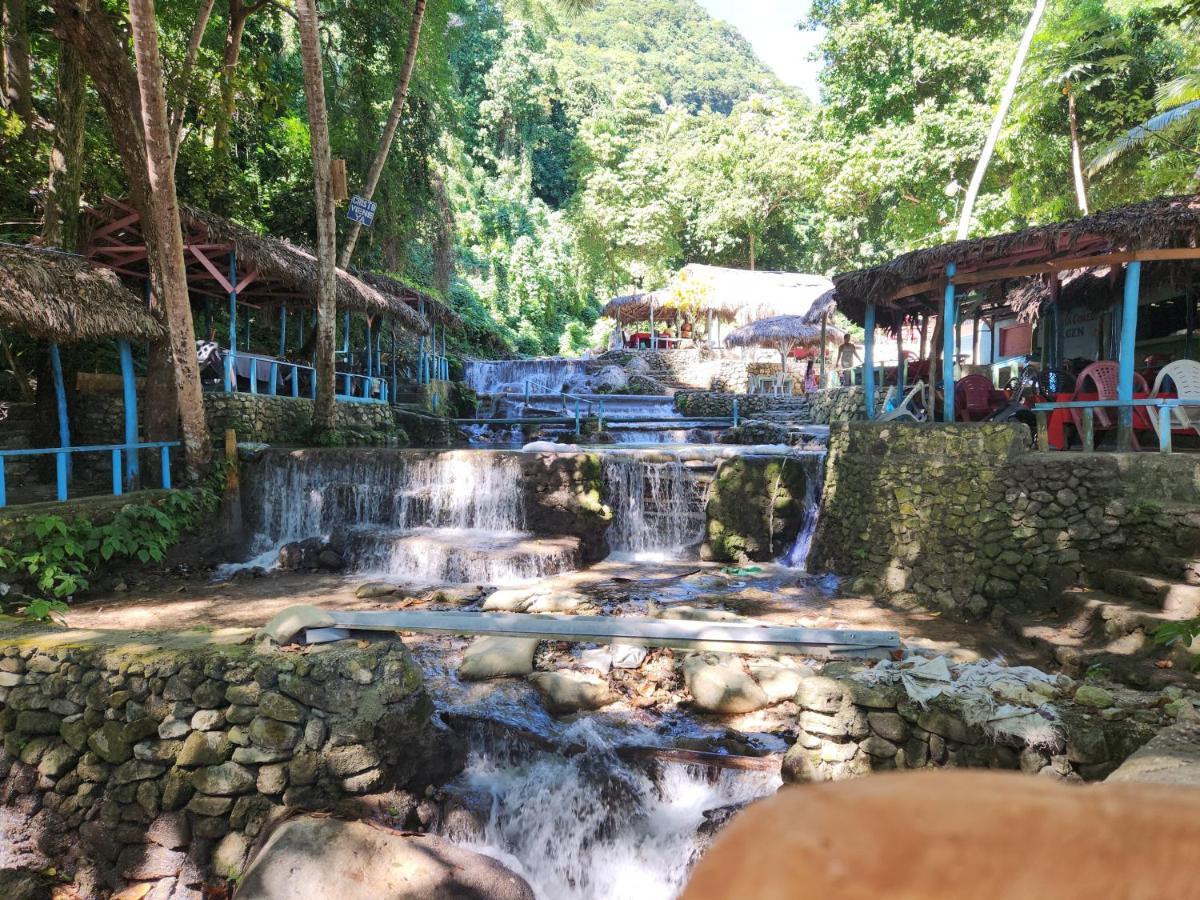 Beachfront Apartment, Quiet 4 Beds, 1 Bath, Ac, Wi-Fi, Hot Water, In Paraiso Near Los Patos Luaran gambar